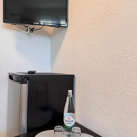 Zur Post 2*